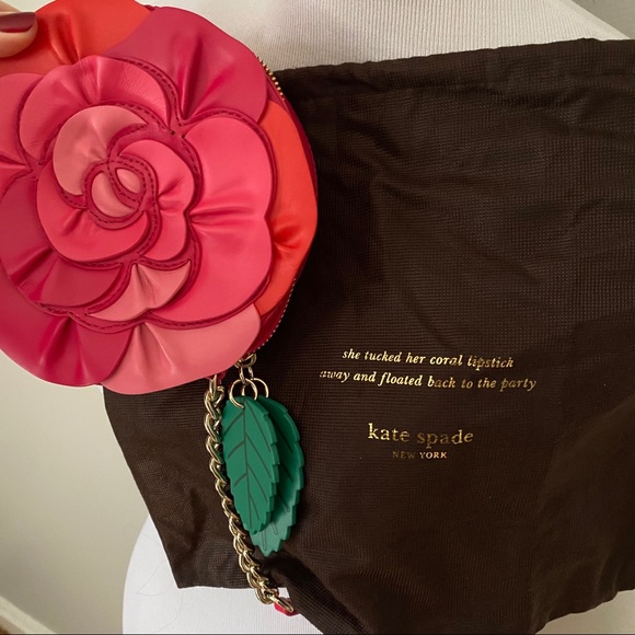 ❌SOLD❌Kate Spade Rambling Roses Crossbody Purse - Picture 4 of 7